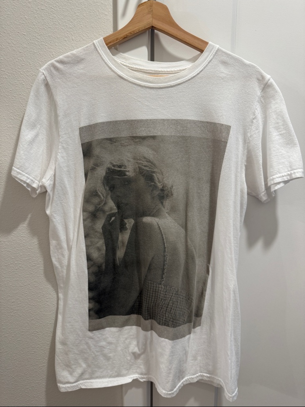 Men's Taylor Swift White Graphic T-Shirt